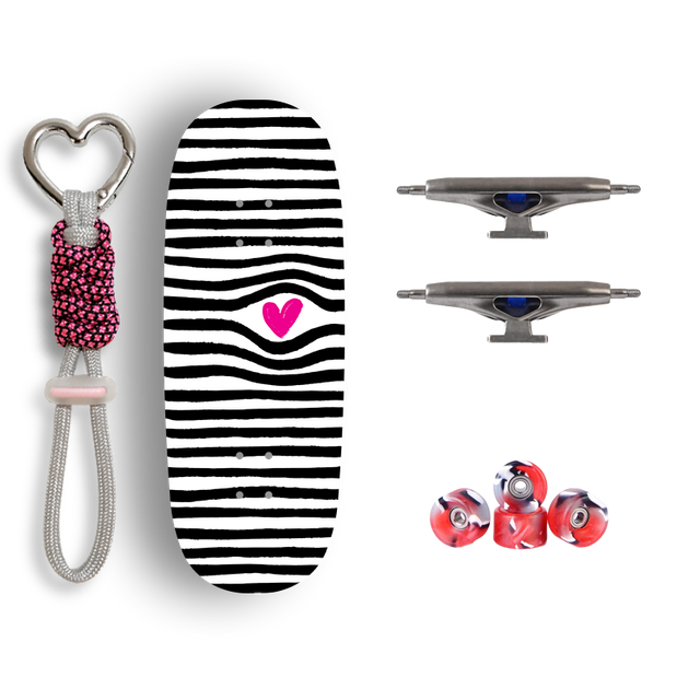 Premium Pro Fingerboard Complete - Heartbeat Stripe