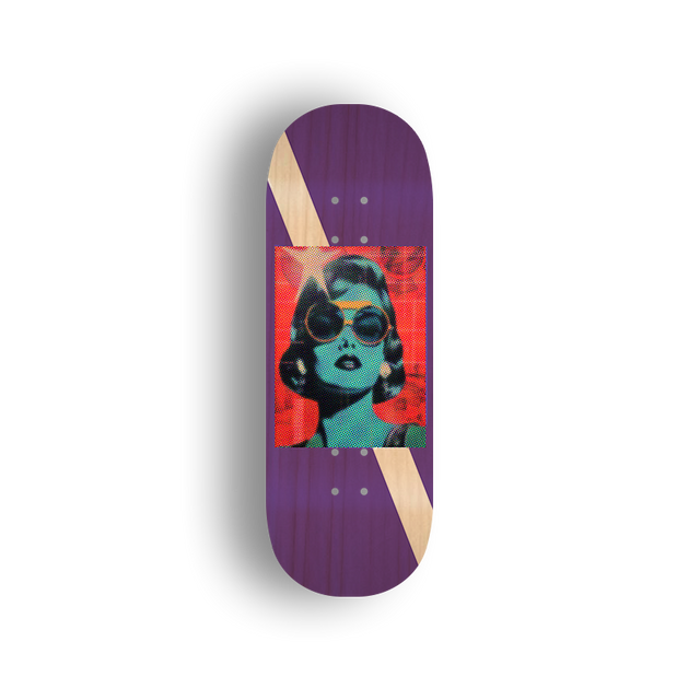 Premium Pro Fingerboard Deck - Retro Pop Diva