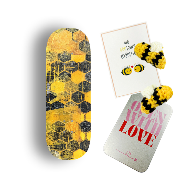 Premium Pro Fingerboard Deck -Bee (Gift Box)