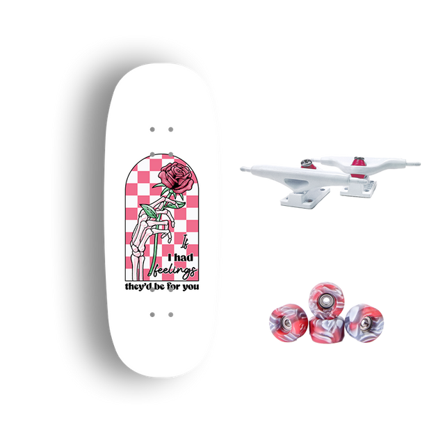 Premium Pro Fingerboard Complete - Checkered Love