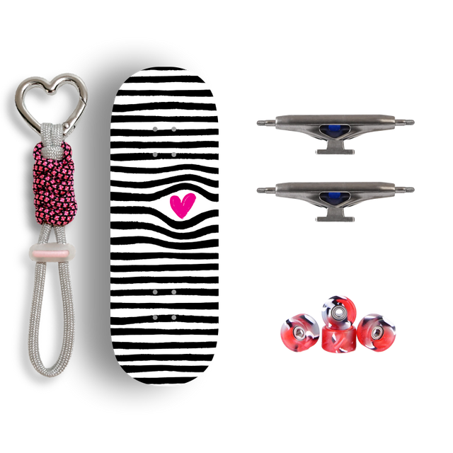 Premium Pro Fingerboard Complete - Heartbeat Stripe